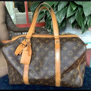 💕💯Louis Vuitton sac souple 35 duffle tote